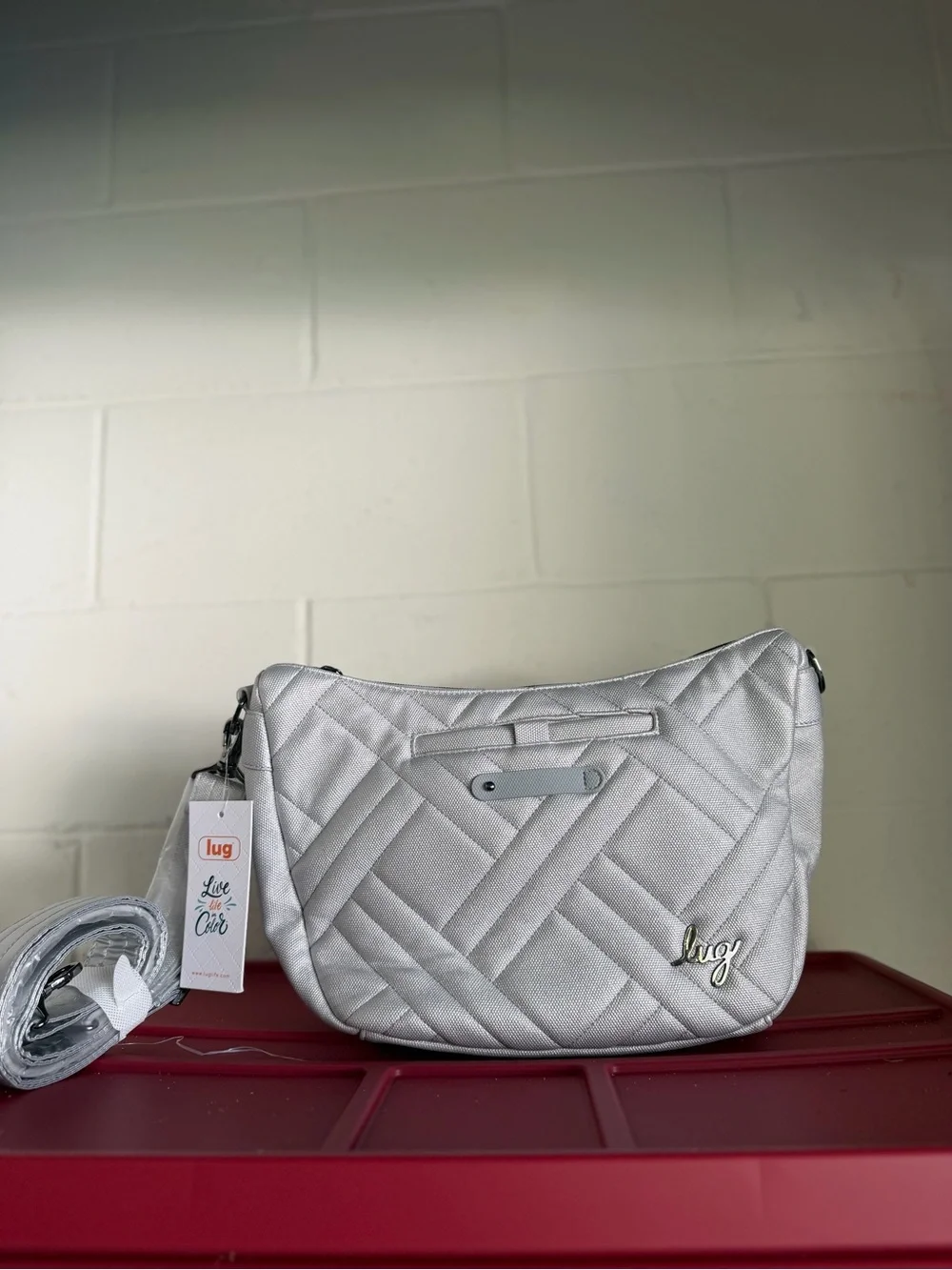 NWT Lug Harmony Matte Luxe VL Crossbody Bag Diamond Silver - Picture 7 of 7